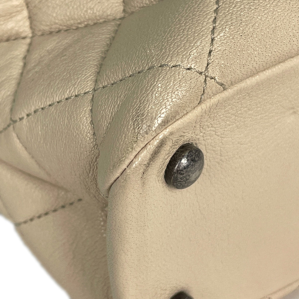 シャネル ココマーク チェーン ショルダーバッグ ハンドバッグ マトラッセ カンボン ロゴ ショルダーバッグ レザー ライトベージュ レディース 【中古】brbag