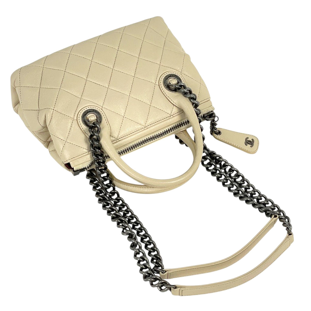 シャネル ココマーク チェーン ショルダーバッグ ハンドバッグ マトラッセ カンボン ロゴ ショルダーバッグ レザー ライトベージュ レディース 【中古】brbag