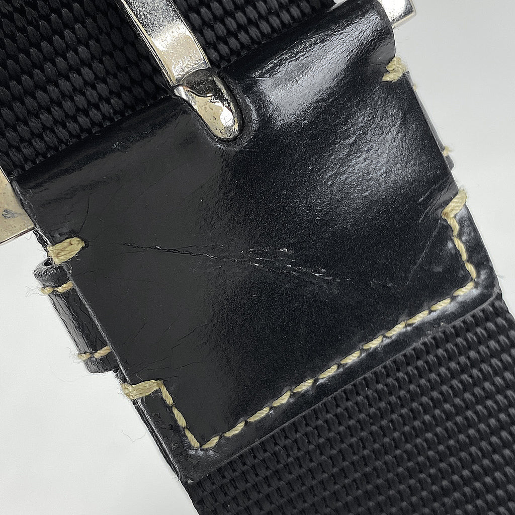 プラダ ロゴプレート ショルダーバッグ ナイロン ネロ(ブラック) レディース 【中古】brbag