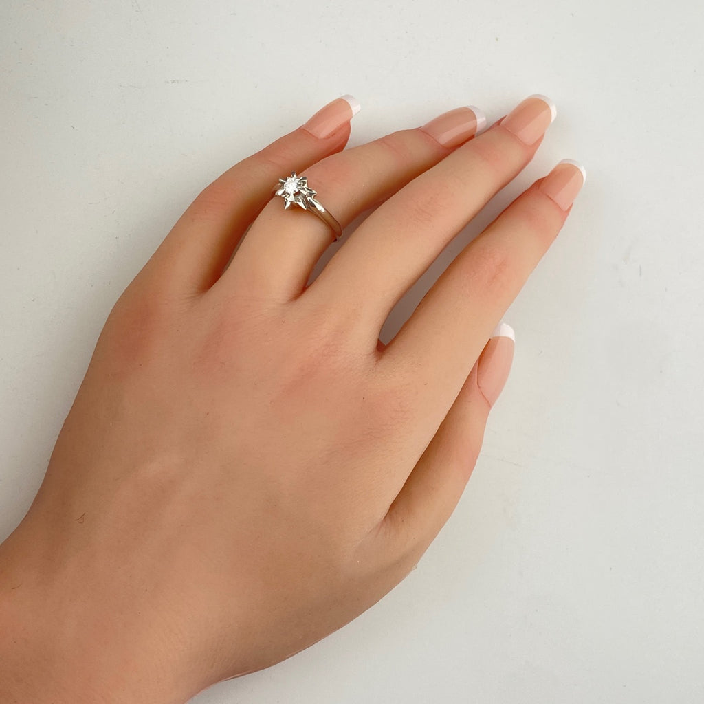 メレダイヤ デザインリング プラチナ 指輪 リング 13.5号 Pt900 ダイヤモンド レディース 【中古】nbjwl