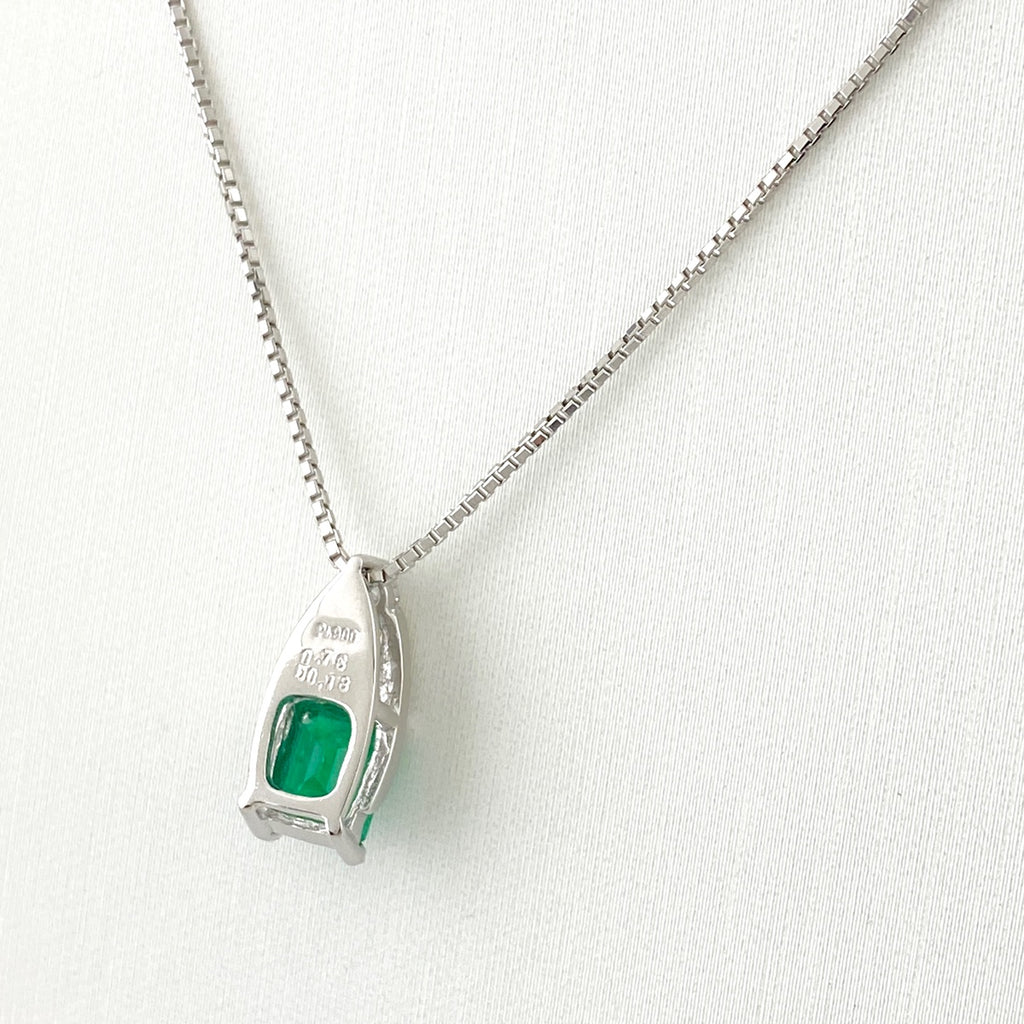 エメラルド デザインネックレス プラチナ ペンダント メレダイヤ ダイヤモンド ネックレス Pt900 Pt850 エメラルド レディース 【中古】nbjwl
