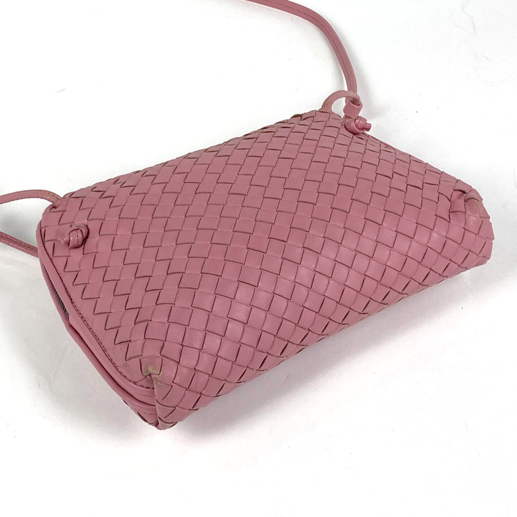 ボッテガヴェネタ イントレチャート ショルダーバッグ ナッパ 斜め掛け ショルダーバッグ レザー ピンク 245354 レディース 【中古】brbag