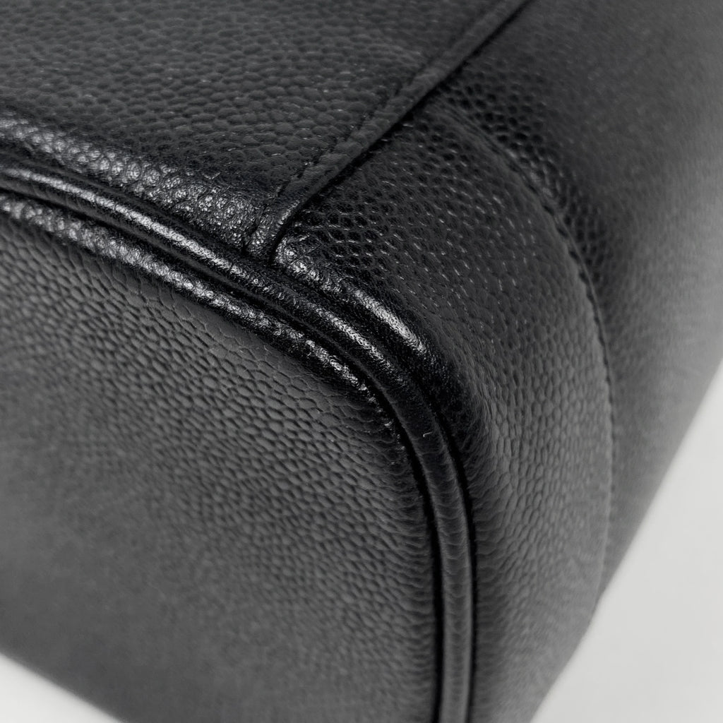 シャネル ココマーク バニティバッグ コスメ メイク 小物入れ 化粧ポーチ キャビアスキン ブラック A01998 レディース 【中古】brbag