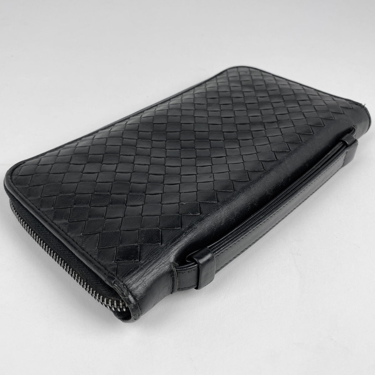 バイセル公式】ボッテガヴェネタ イントレチャート ラウンドファスナー