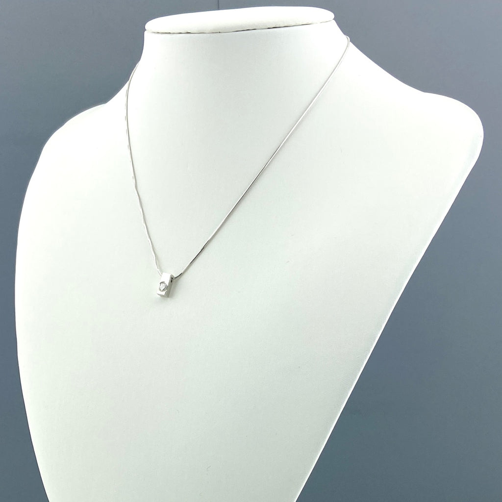 ヨンドシー ダイヤモンド デザインネックレス プラチナ ペンダント ネックレス Pt850 ダイヤモンド レディース 【中古】brjwl