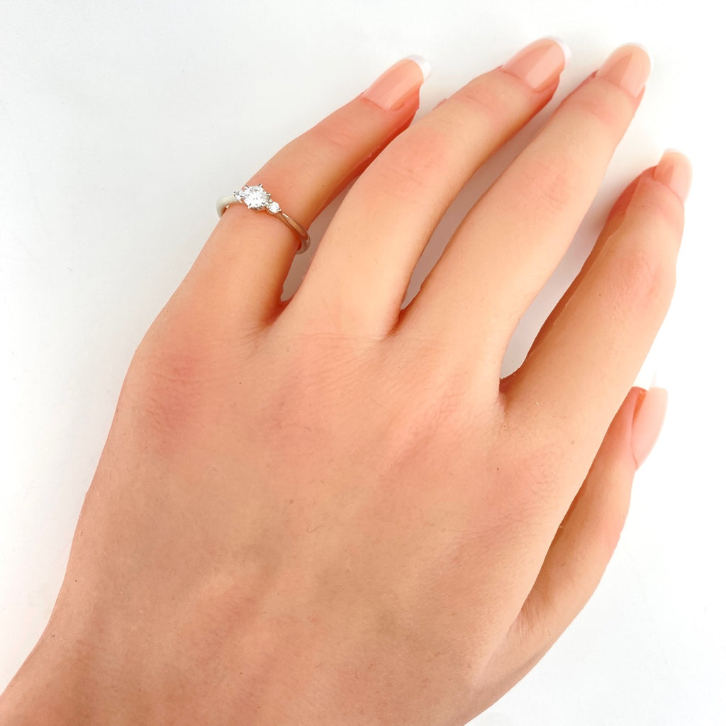 ヨンドシー ダイヤモンド デザインリング プラチナ 指輪 リング 5.5号 Pt950 ダイヤモンド レディース 【中古】brjwl