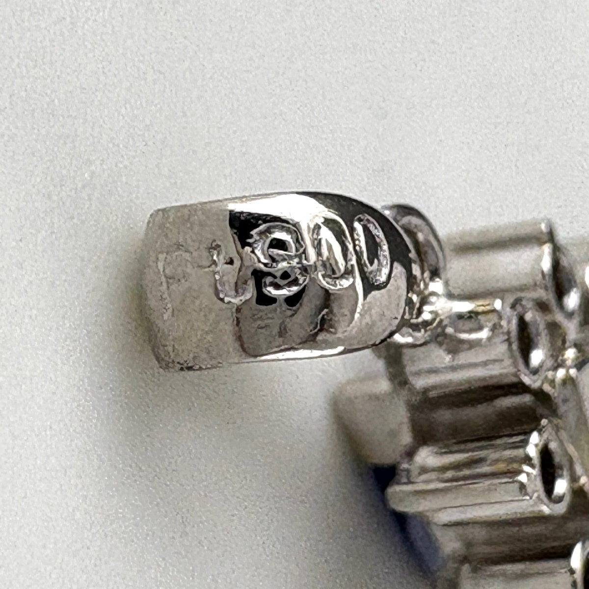 サファイア ペンダントトップ プラチナ メレダイヤ ペンダントトップ