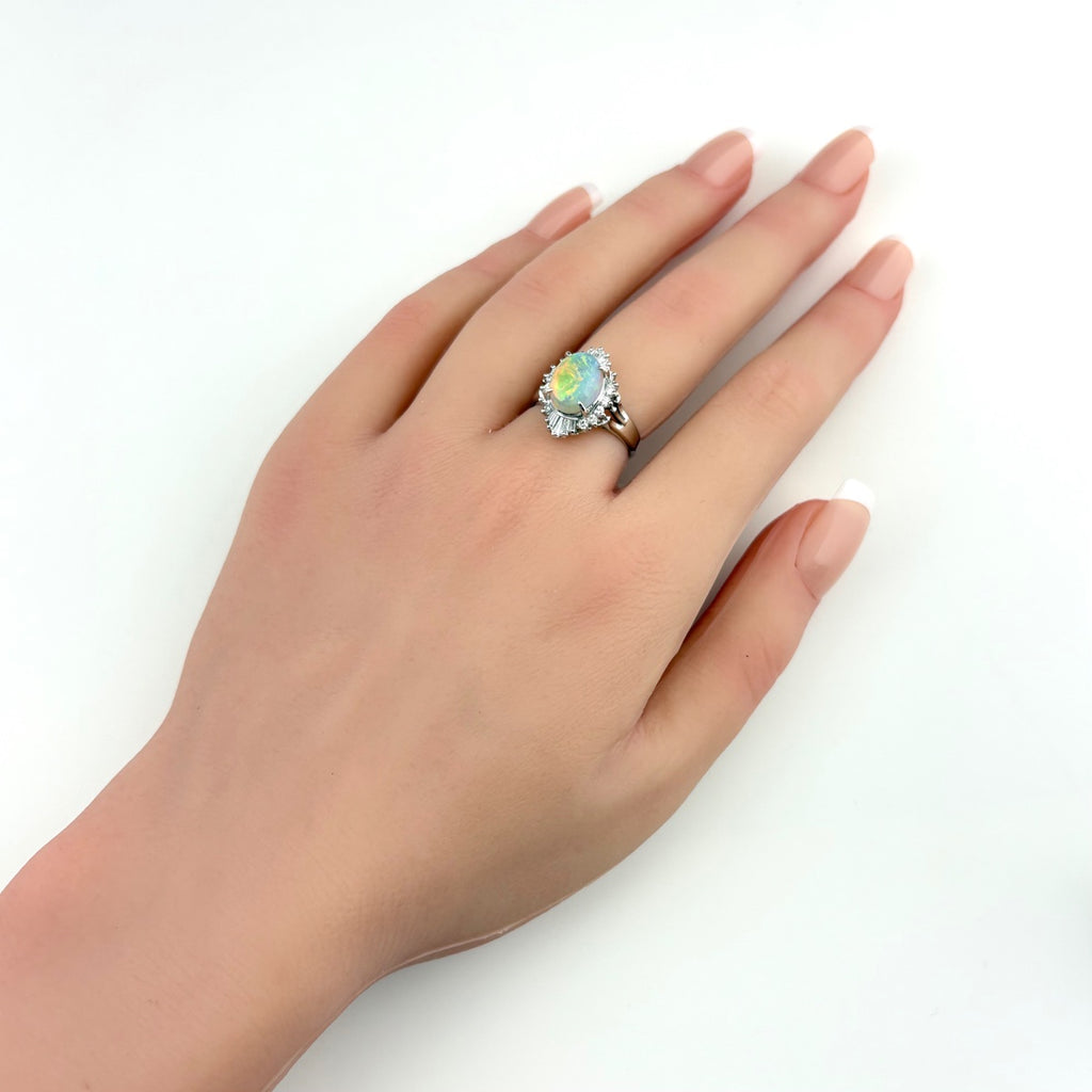 オパール デザインリング プラチナ 指輪 メレダイヤ リング 11.5号 Pt900 オパール ダイヤモンド レディース 【中古】nbjwl