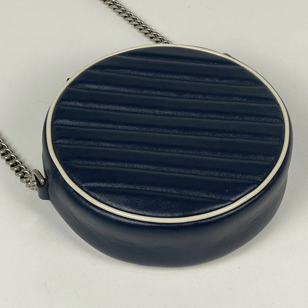 グッチ GGマーモント チェーン ショルダーバッグ ラウンド ミニ ショルダーバッグ レザー ネイビー 550154 レディース 【中古】brbag