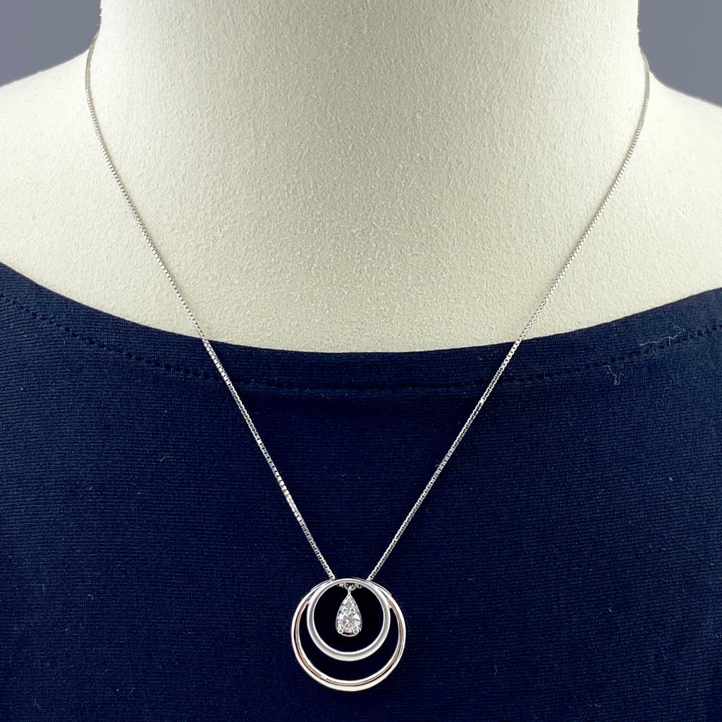 メレダイヤ デザインネックレス プラチナ ペンダント ネックレス Pt900 Pt850 ダイヤモンド レディース 【中古】nbjwl