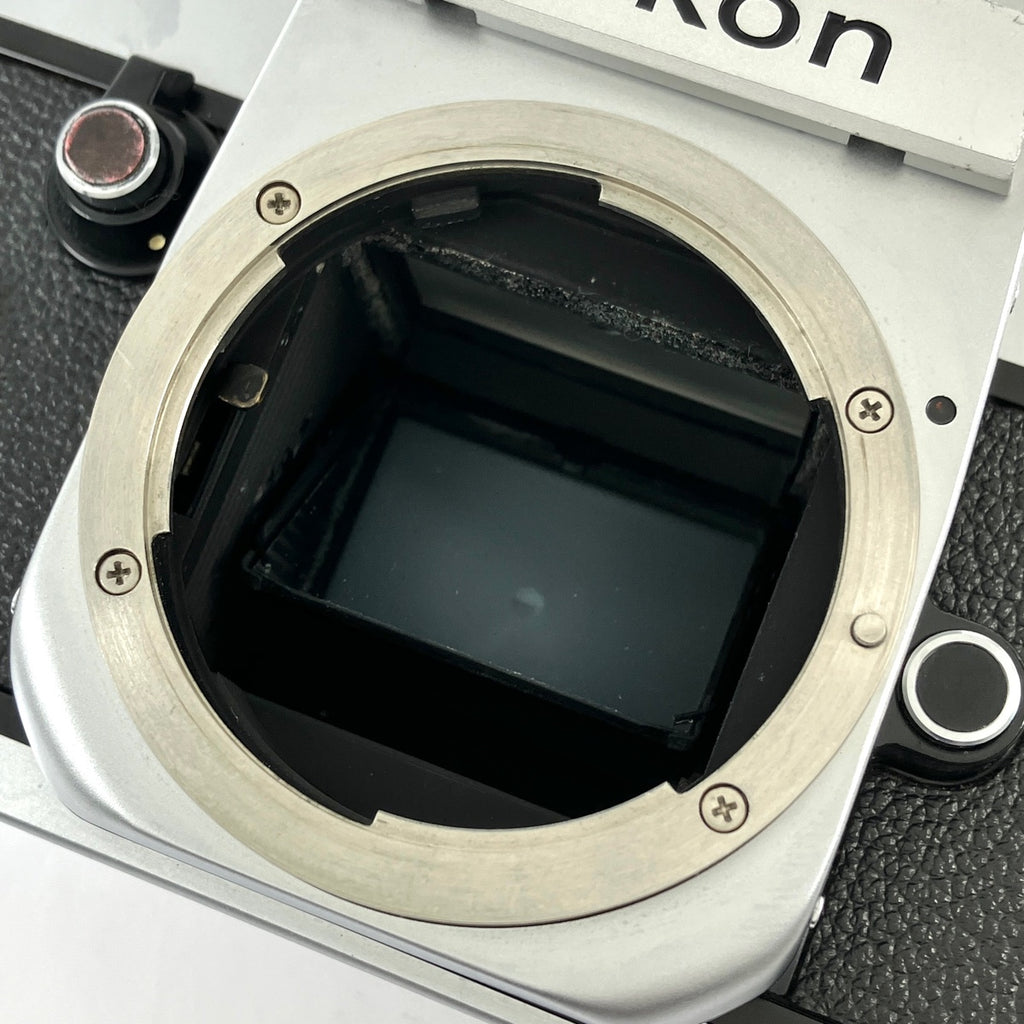 ニコン Nikon F2 アイレベル シルバー ボディ フィルム マニュアルフォーカス 一眼レフカメラ カメラ 【中古】cambb