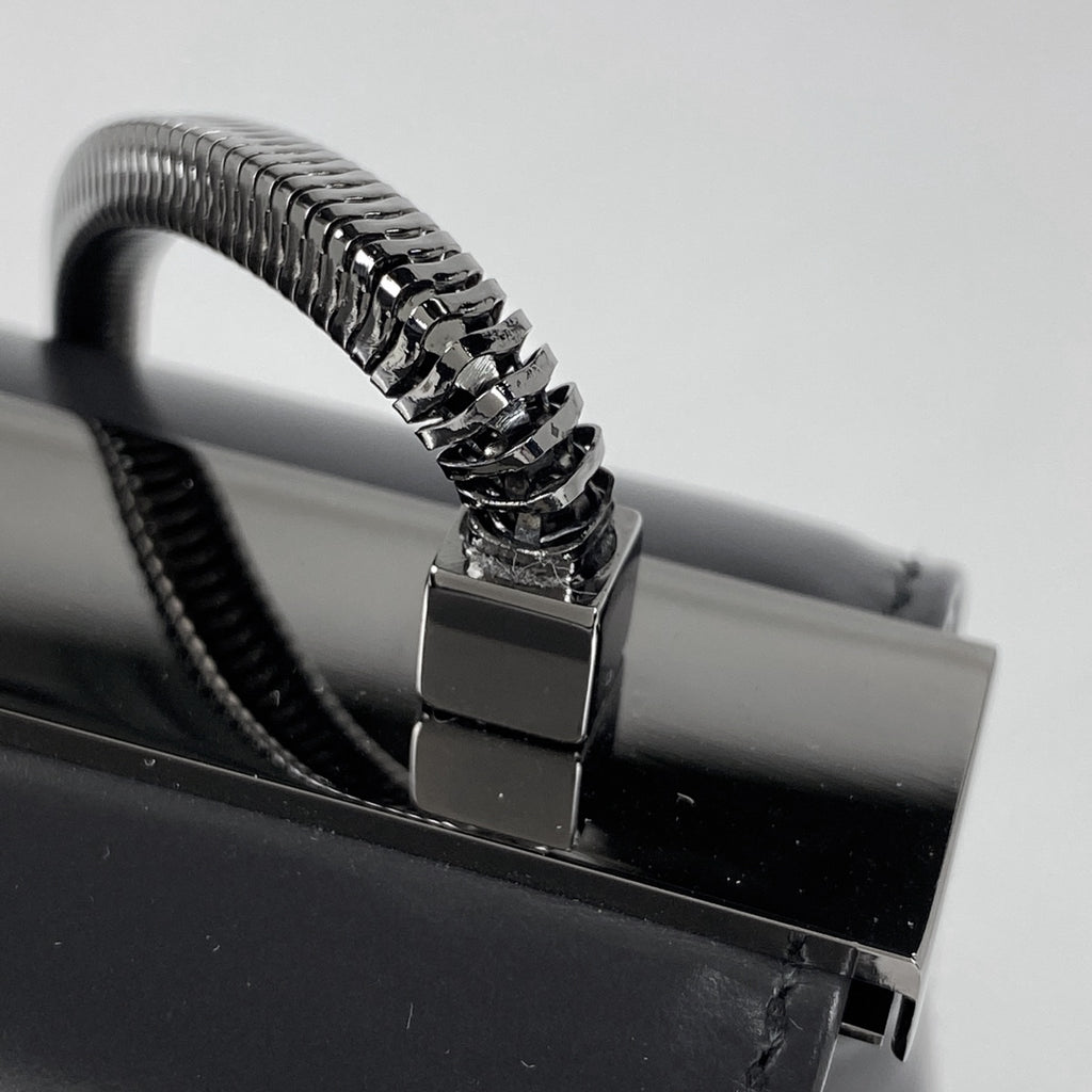 サルヴァトーレフェラガモ ロゴ ショルダーバッグ ミラー チェーン ショルダーバッグ レザー グレー 9780 レディース 【中古】brbag