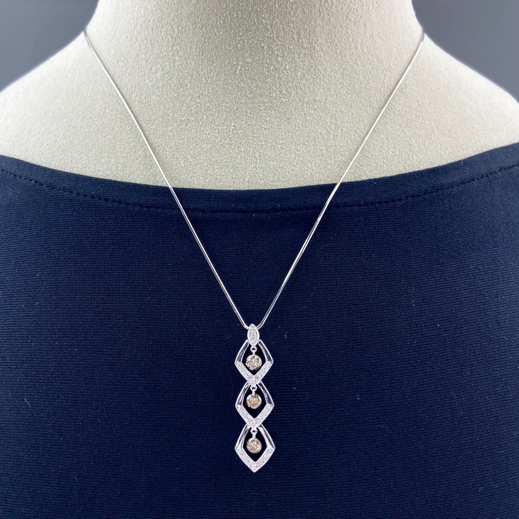 メレダイヤ デザインネックレス WG ホワイトゴールド ペンダント ネックレス K18 WG ダイヤモンド レディース 【中古】nbjwl