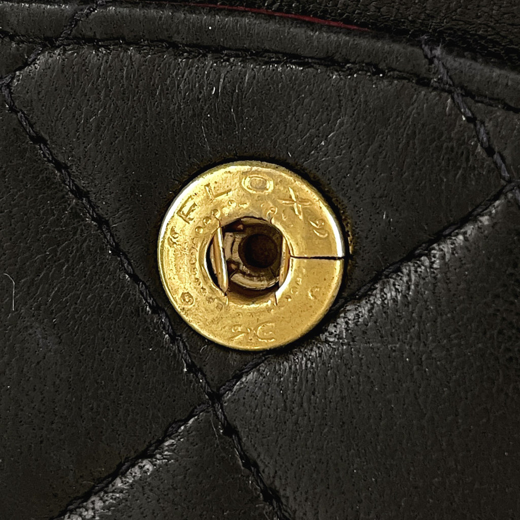 シャネル マトラッセ Wフラップ チェーン ショルダーバッグ ココマーク ショルダーバッグ レザー ブラック A01113 レディース 【中古】brbag