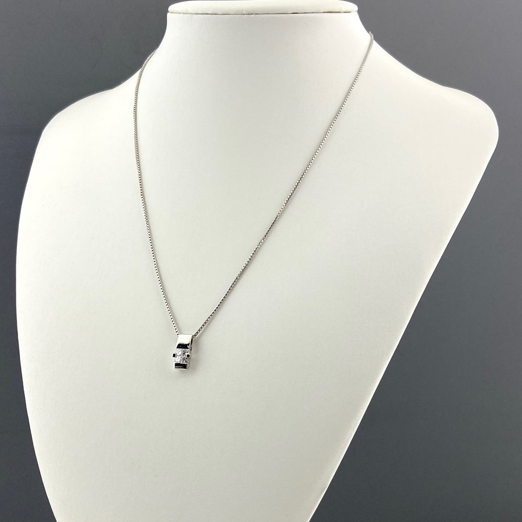 メレダイヤ デザインネックレス プラチナ ペンダント トリートメントダイヤ ネックレス Pt900 Pt850 ダイヤモンド レディース 【中古】nbjwl