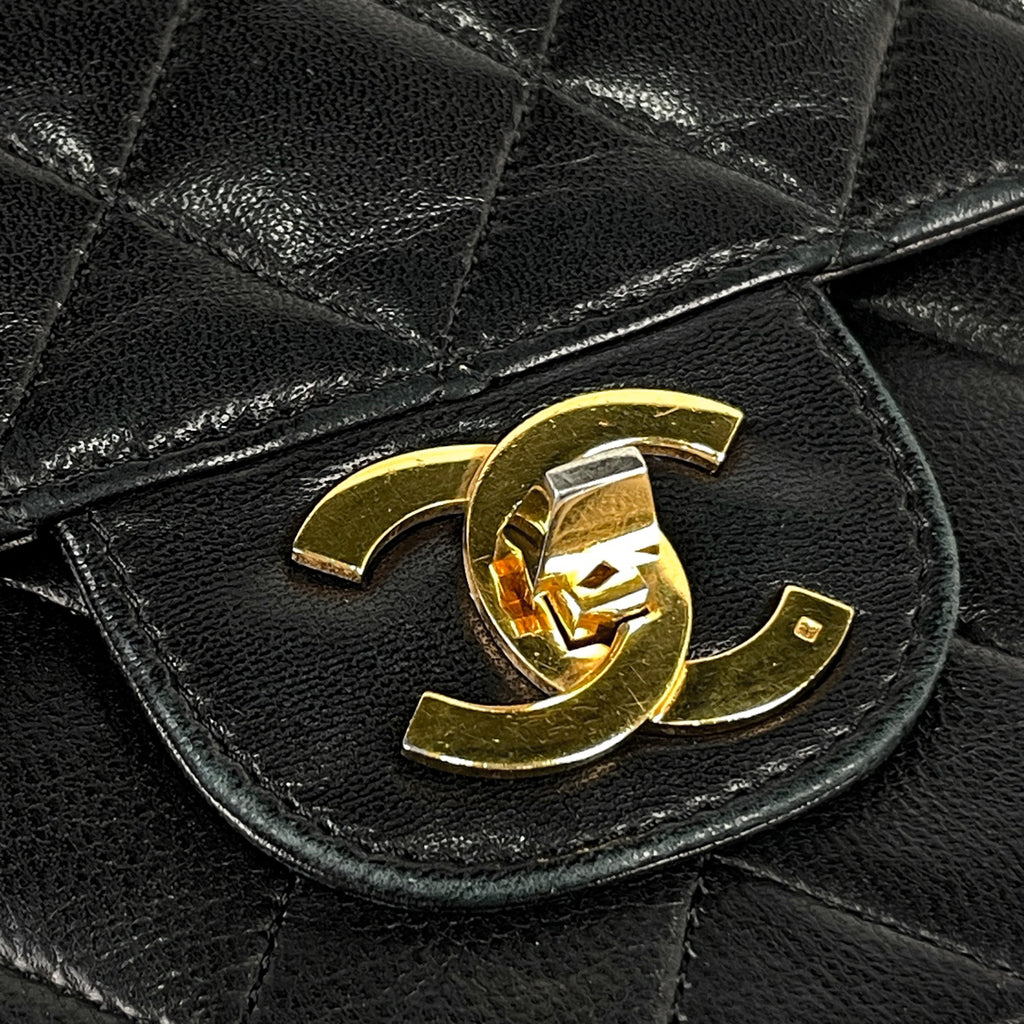 シャネル マトラッセ Wフラップ チェーン ショルダーバッグ ココマーク ショルダーバッグ レザー ブラック レディース 【中古】brbag