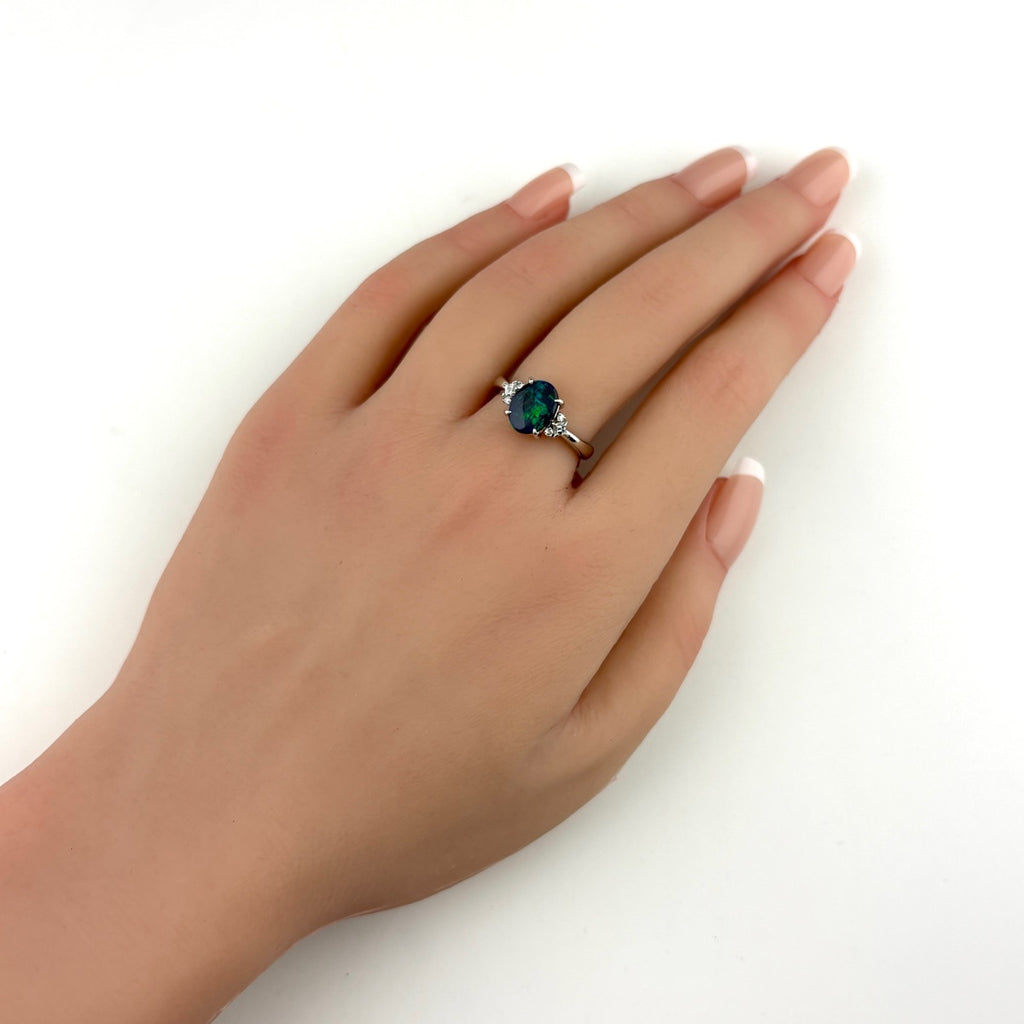 ブラックオパール デザインリング プラチナ 指輪 メレダイヤ リング 12号 Pt900 ブラックオパール ダイヤモンド レディース 【中古】nbjwl