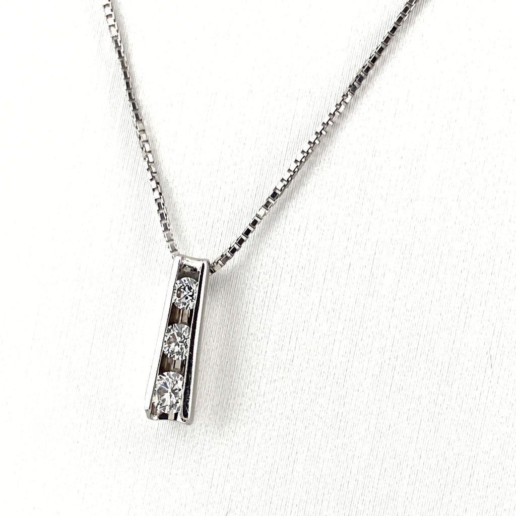 メレダイヤ デザインネックレス プラチナ ペンダント ネックレス Pt900 Pt850 ダイヤモンド レディース 【中古】nbjwl