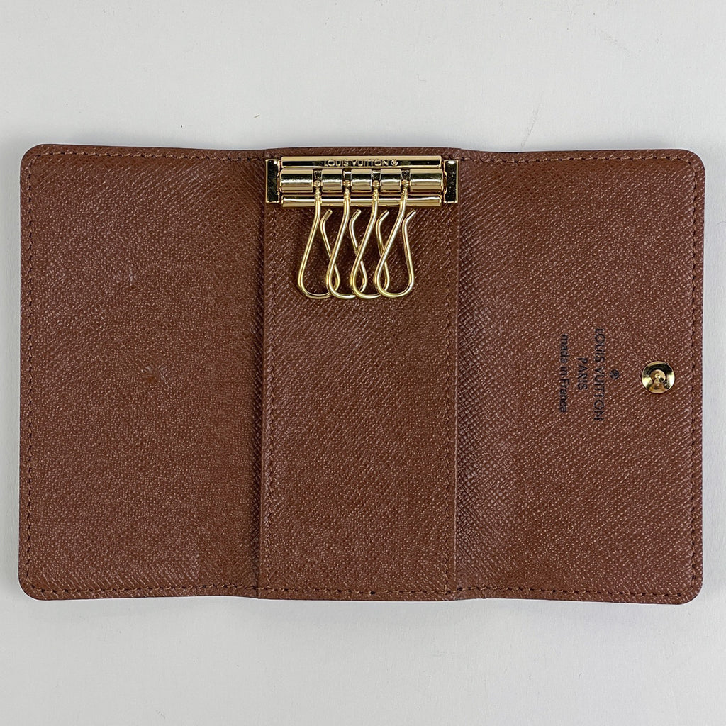 ルイ・ヴィトン ミュルティクレ 4 鍵入れ キーフック キーホルダー キーケース モノグラム ブラウン M69517 レディース 【中古】brbag