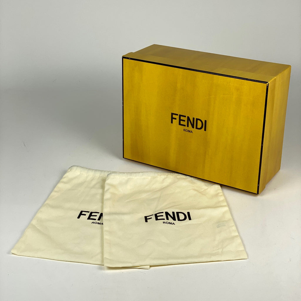 フェンディ オーロック ローファー 厚底 バックル 靴 ローファー レザー ブラック メンズ 【中古】brapp