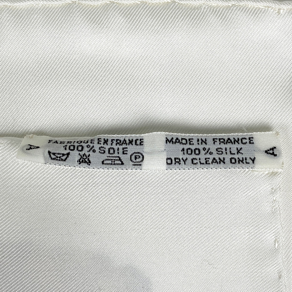 エルメス カレ 90 LA PROMENADE DE LONGCHAMPS ロンシャンへの散歩 馬車 スカーフ スカーフ シルク ホワイト マルチカラー レディース 【中古】brbag