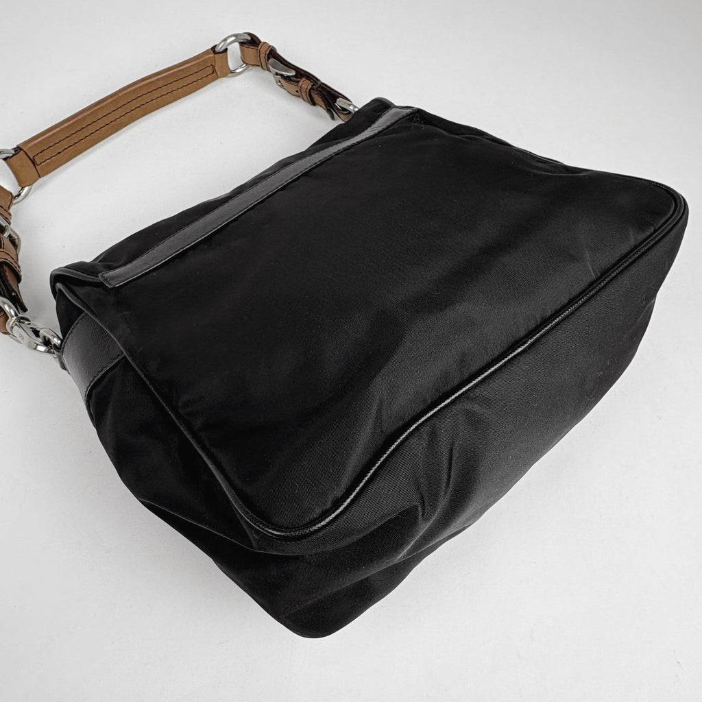 プラダ ロゴプレート ショルダーバッグ ワンショルダー ショルダーバッグ ナイロン ネロ(ブラック) BR2156 レディース 【中古】brbag