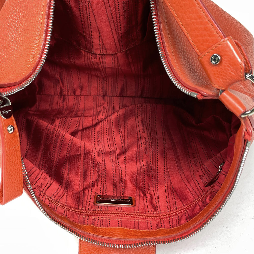 サルヴァトーレフェラガモ ガンチーニ ショルダーバッグ ワンショルダー ショルダーバッグ レザー レッド レディース 【中古】brbag