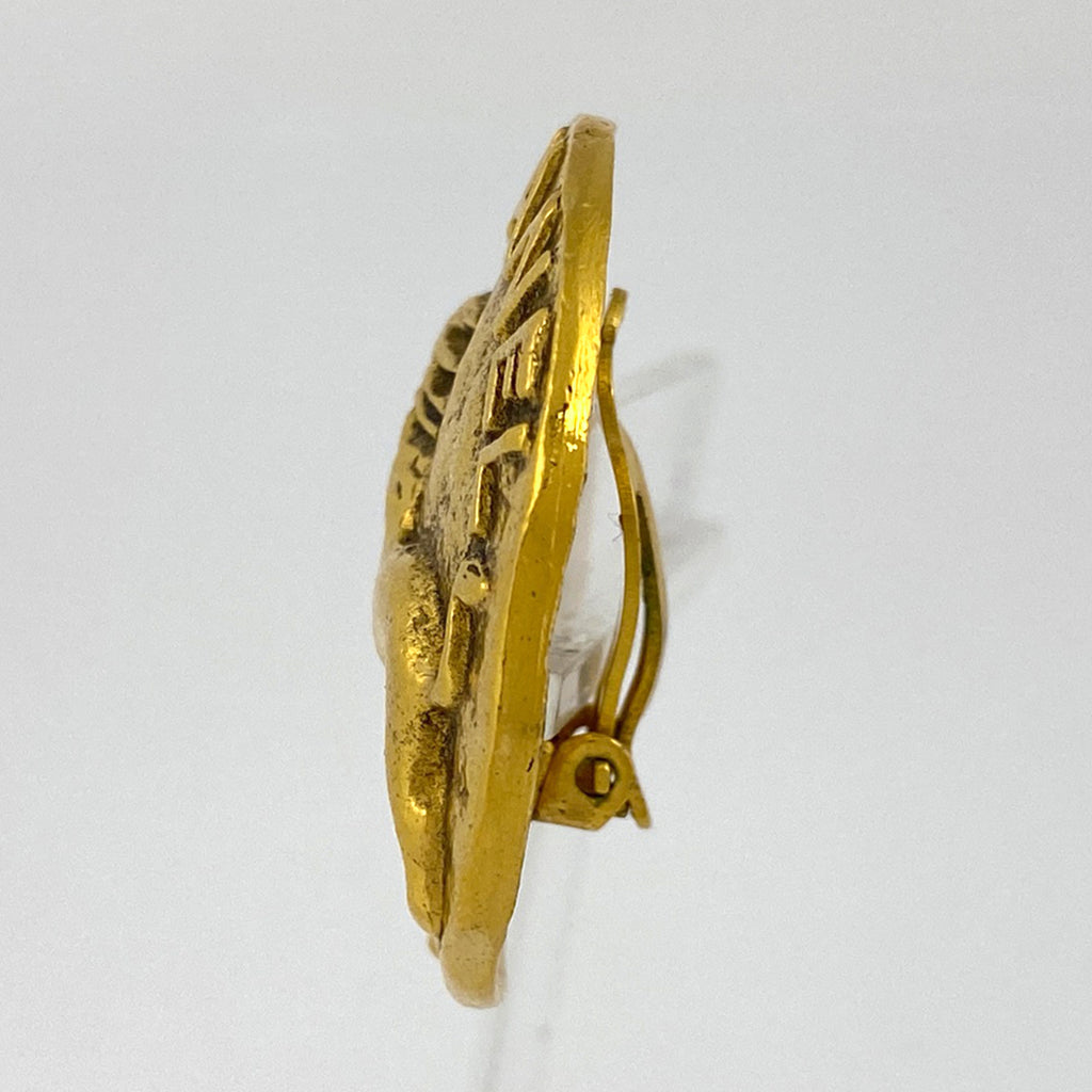 シャネル ロゴ ラウンド イヤリング CCマーク ライオンモチーフ イヤリング GP ゴールド レディース 【中古】bracc