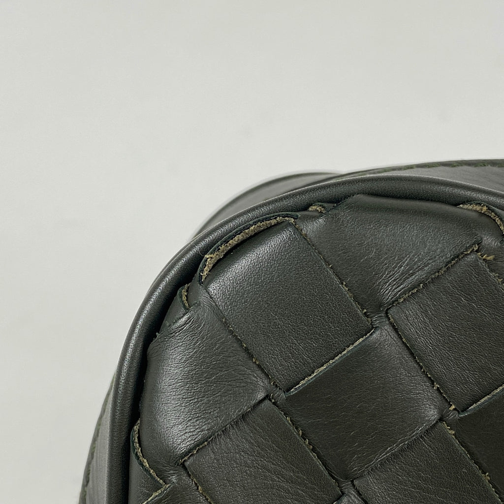 ボッテガヴェネタ イントレチャート セカンドバッグ 編み込み ナッパ クラッチバッグ セカンドバッグ レザー ブラック レディース 【中古】brbag