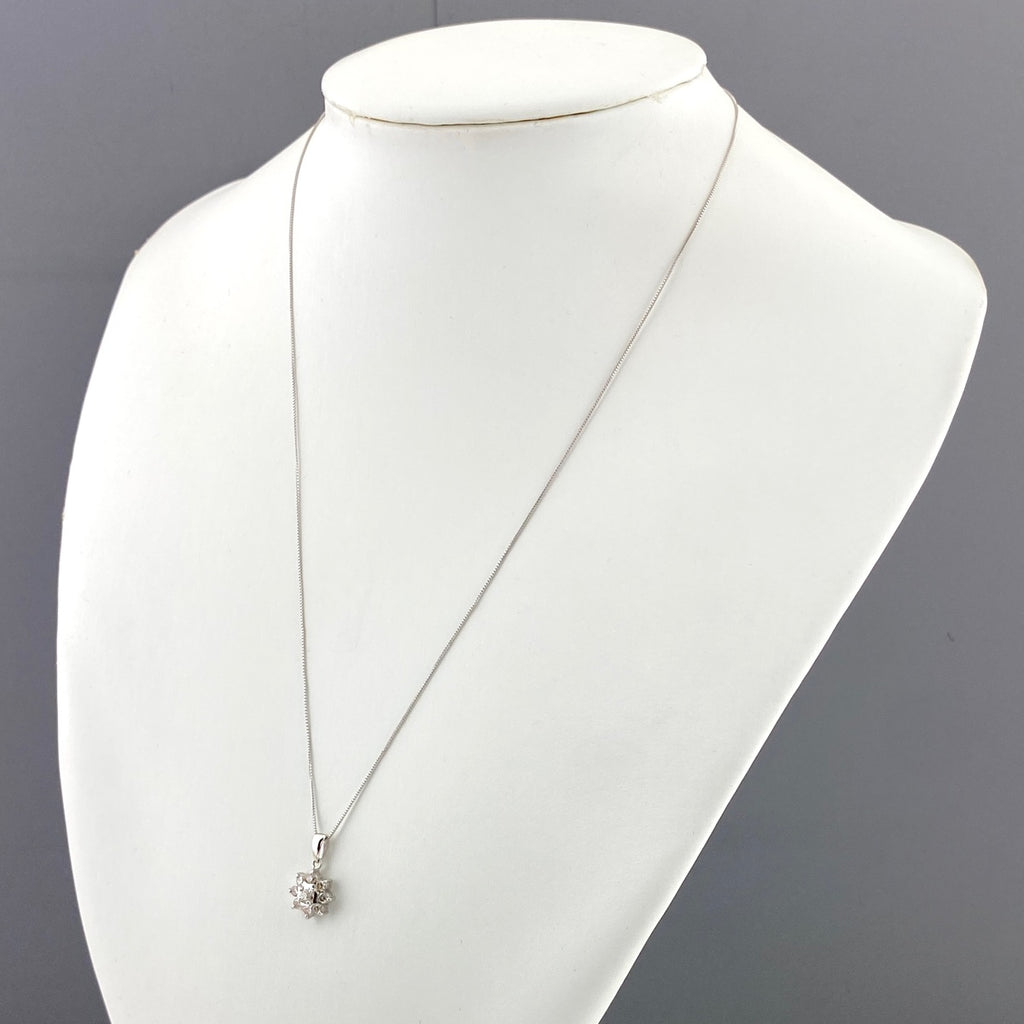 メレダイヤ デザインネックレス プラチナ WG ホワイトゴールド ペンダント ダイヤモンド ネックレス Pt900 K18 WG レディース 【中古】nbjwl