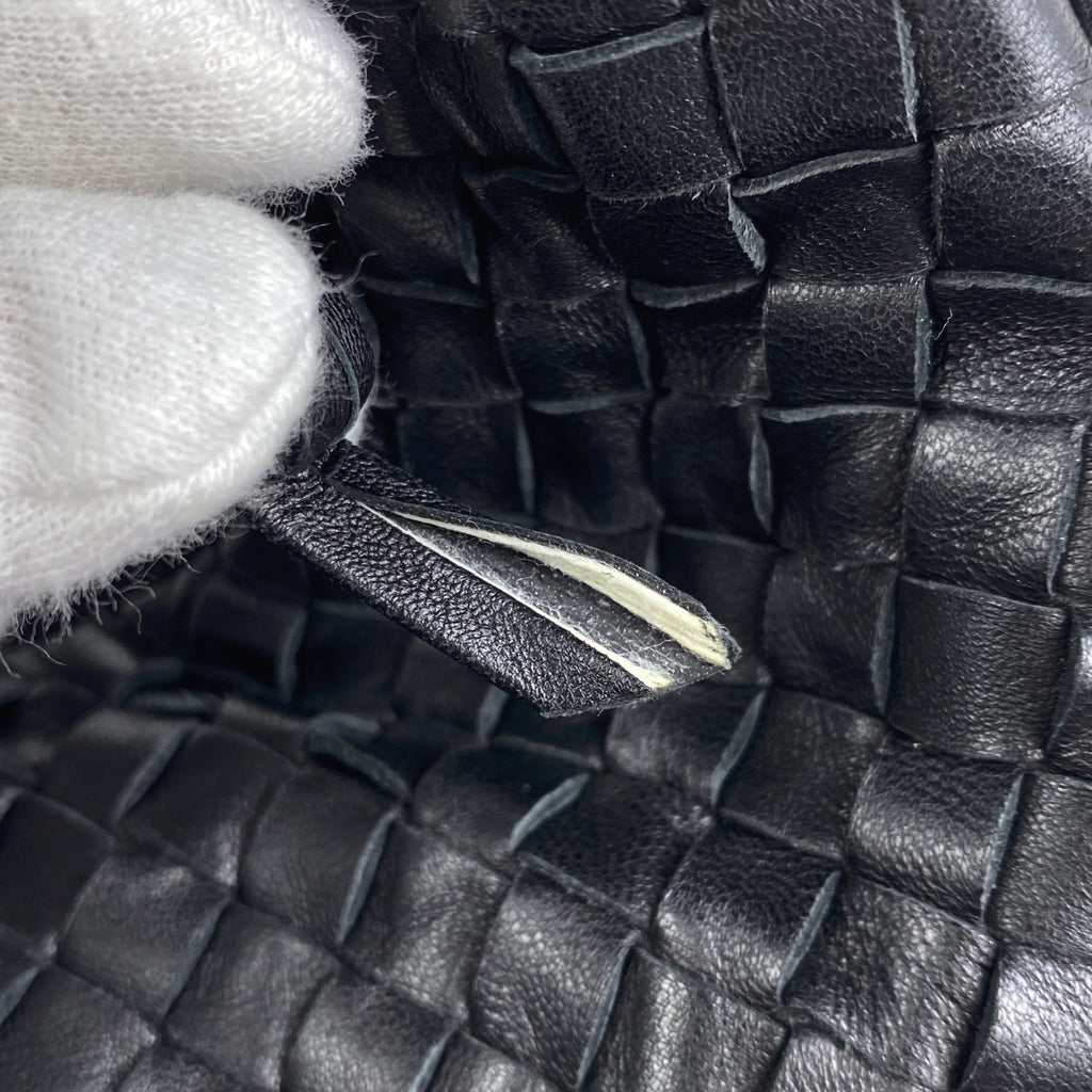 ボッテガヴェネタ イントレチャート ショルダーバッグ ワンショルダー ハンドバッグ ナッパ ショルダーバッグ レザー ブラック レディース 【中古】brbag