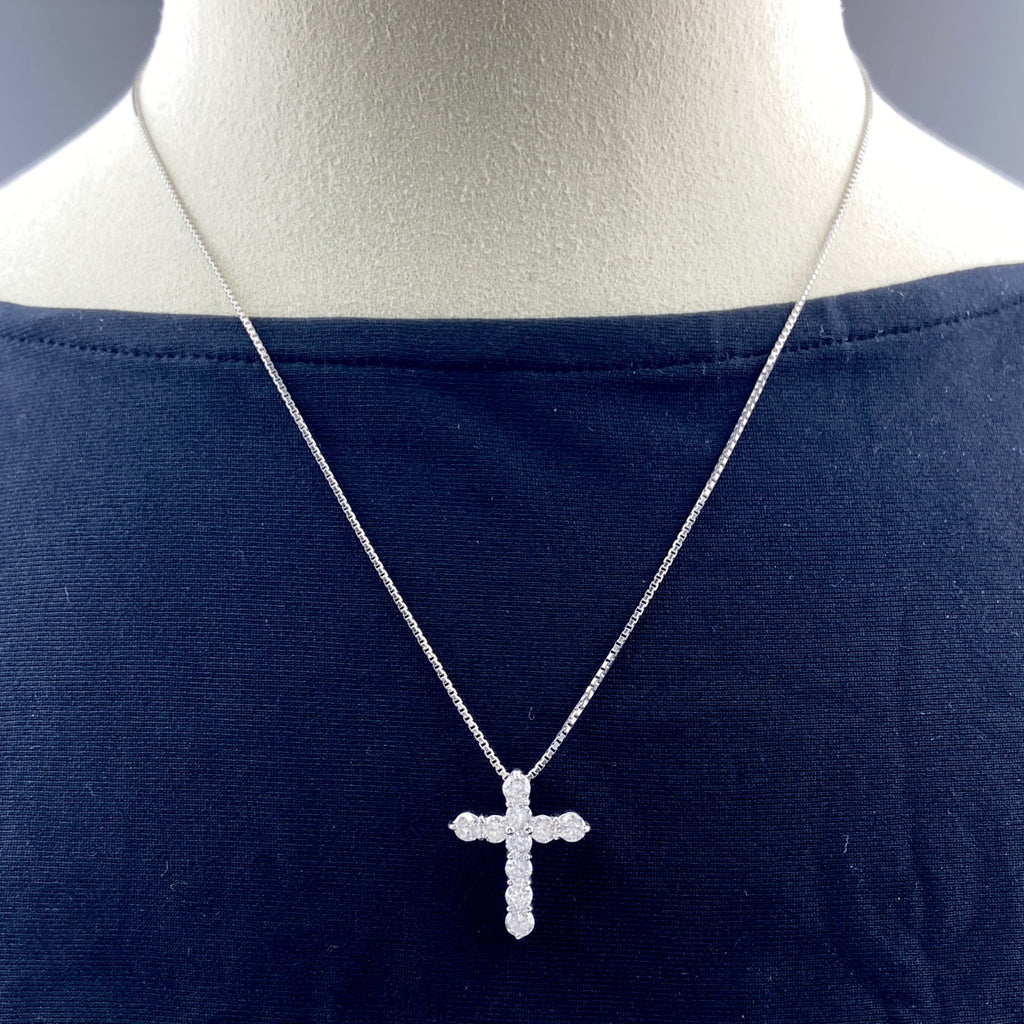 クロスモチーフ ネックレス プラチナ ペンダント メレダイヤ 十字架 ネックレス Pt900 Pt850 ダイヤモンド レディース 【中古】nbjwl