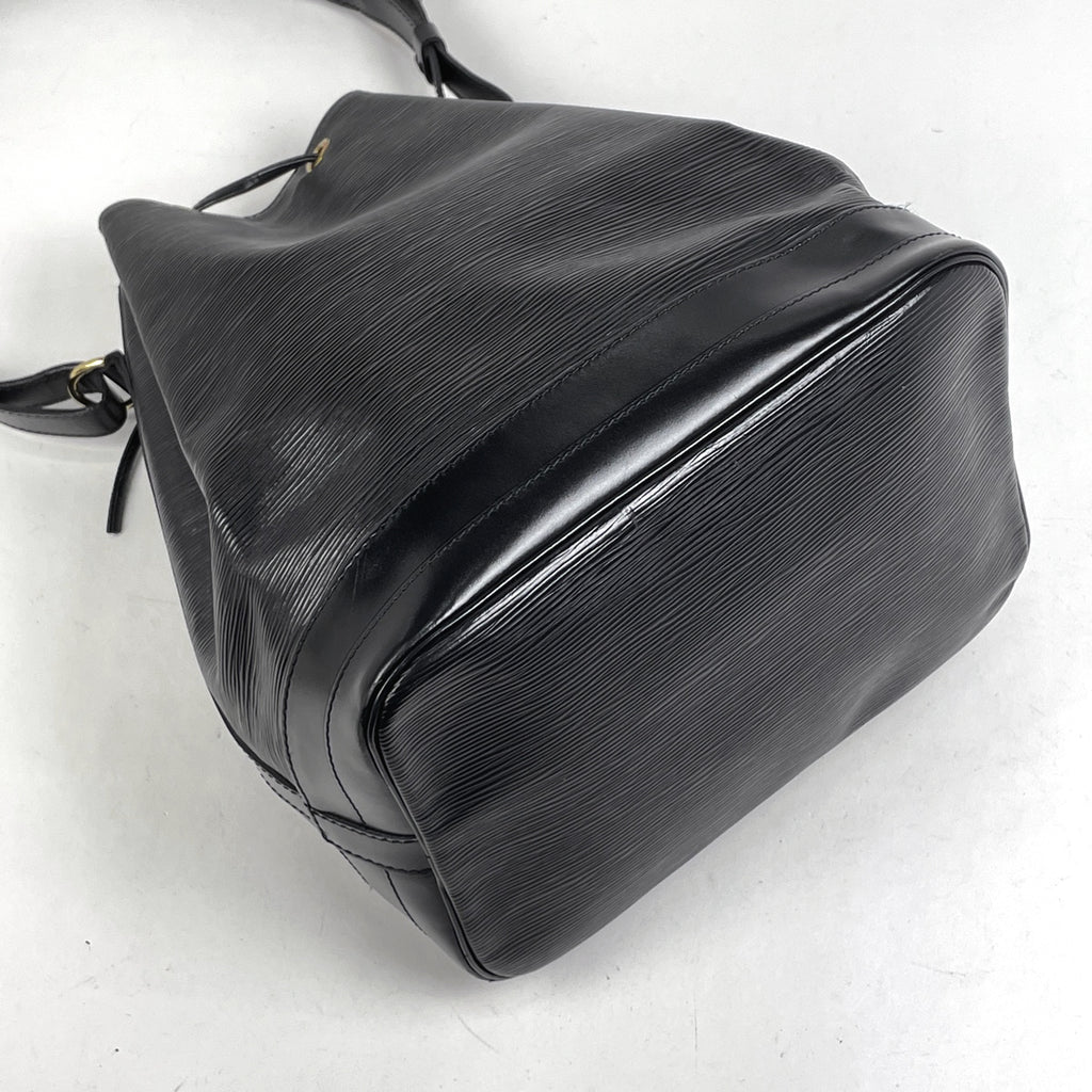 ルイ・ヴィトン ノエ ワンショルダー 肩掛け 巾着型 ショルダーバッグ エピ ノワール(ブラック) M59002 レディース 【中古】brbag