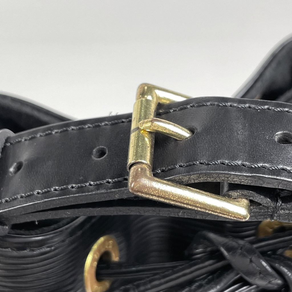 ルイ・ヴィトン ノエ ワンショルダー 肩掛け 巾着型 ショルダーバッグ エピ ノワール(ブラック) M59002 レディース 【中古】brbag