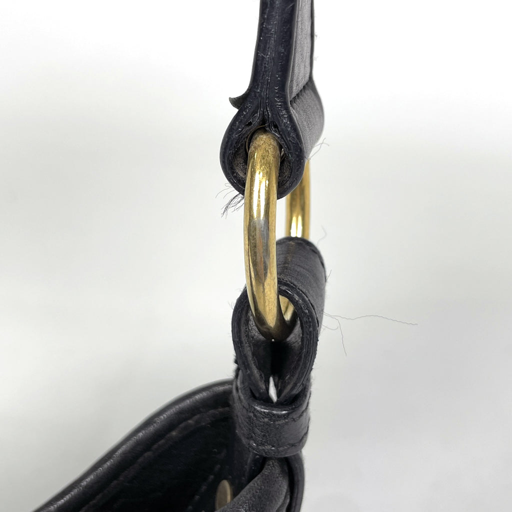 イヴ・サンローラン ロゴ ショルダーバッグ 肩掛け ワンショルダー ショルダーバッグ レザー ブラック レディース 【中古】brbag