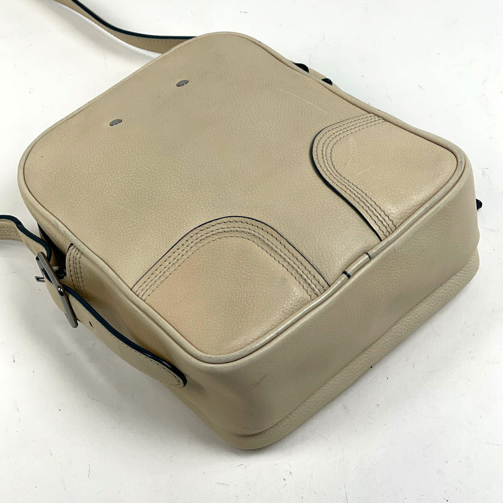 ルイ・ヴィトン キュイールベキア トロター MM 斜め掛け ショルダーバッグ レザー ホワイト レディース 【中古】brbag