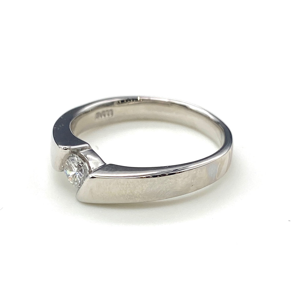 ダイヤモンド デザインリング プラチナ 指輪 リング 16号 Pt900 ダイヤモンド レディース 【中古】nbjwl