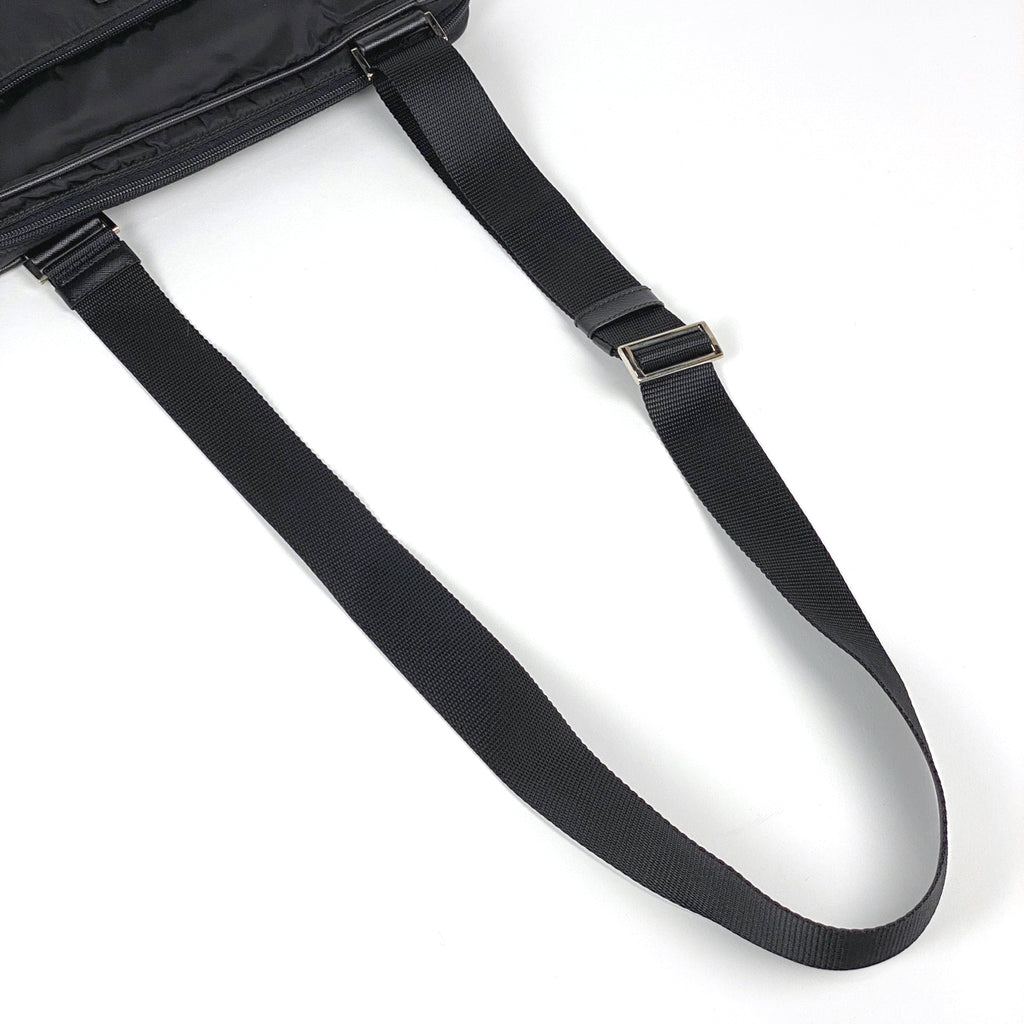 プラダ ロゴプレート ショルダーバッグ 斜め掛け ショルダーバッグ ナイロン ネロ(ブラック) レディース 【中古】brbag