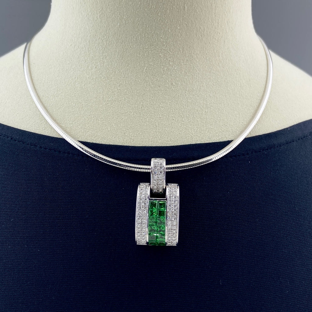 グリーングロッシュラーガーネット デザインネックレス ペンダント メレダイヤ ネックレス 750 K18 グリーングロッシュラーガーネット レディース 【中古】nbjwl