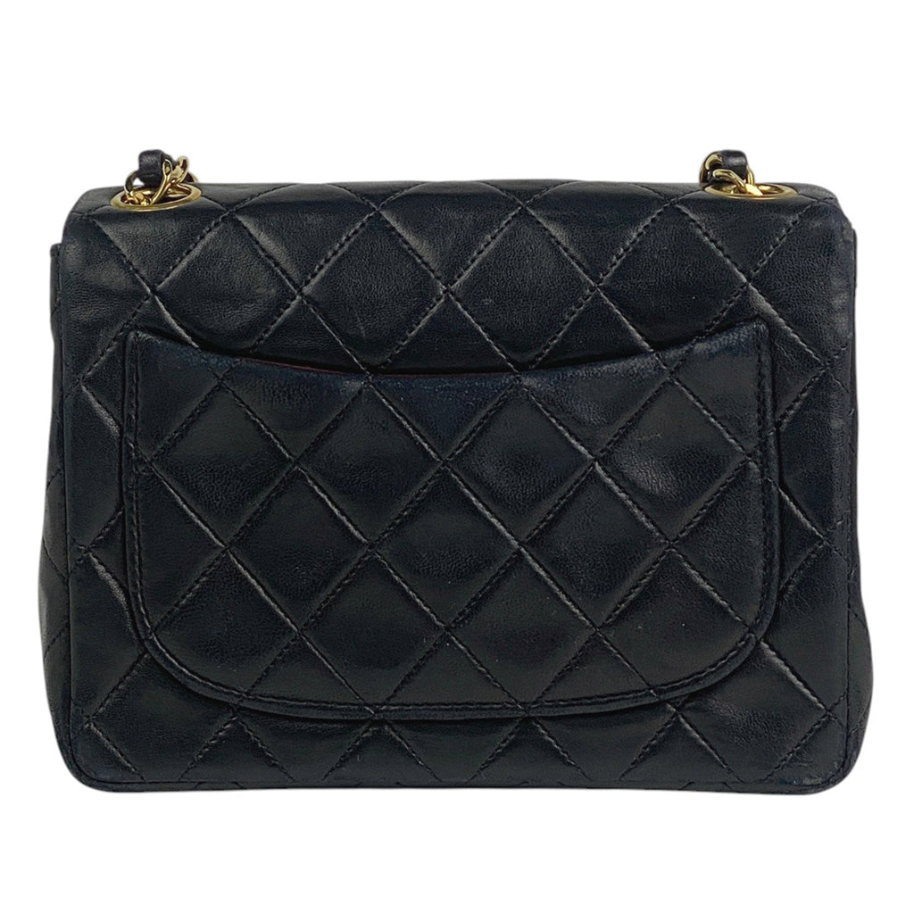 シャネル ミニ マトラッセ シングルフラップ チェーン ショルダーバッグ ココマーク ショルダーバッグ レザー ブラック A01115 レディース 【中古】brbag