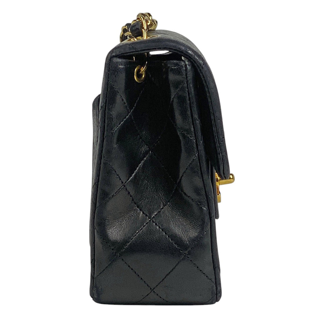 シャネル ミニ マトラッセ シングルフラップ チェーン ショルダーバッグ ココマーク ショルダーバッグ レザー ブラック A01115 レディース 【中古】brbag