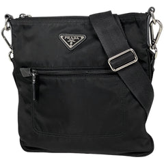 プラダ ロゴプレート ショルダーバッグ 斜め掛け ショルダーバッグ ナイロン ネロ(ブラック) レディース 【中古】brbag