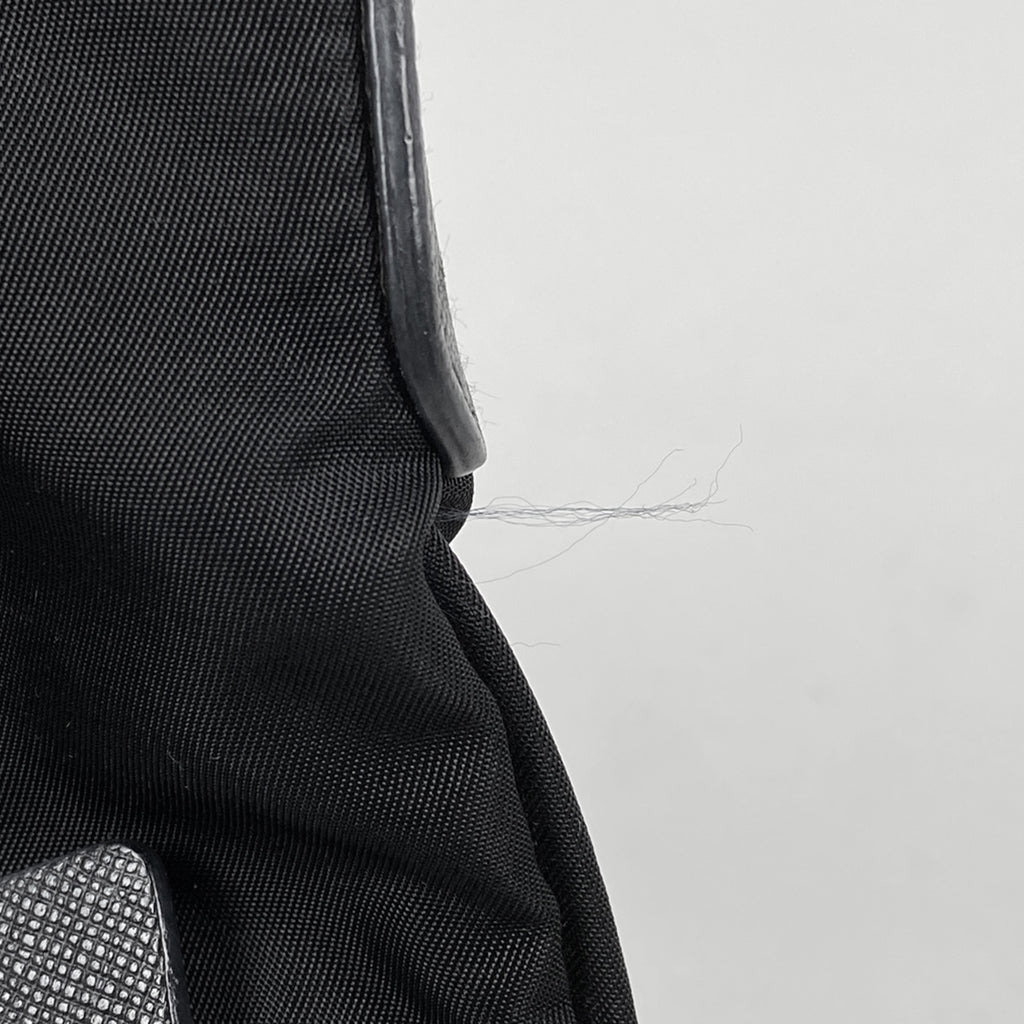 プラダ ロゴプレート ショルダーバッグ 斜め掛け ショルダーバッグ ナイロン ネロ(ブラック) レディース 【中古】brbag