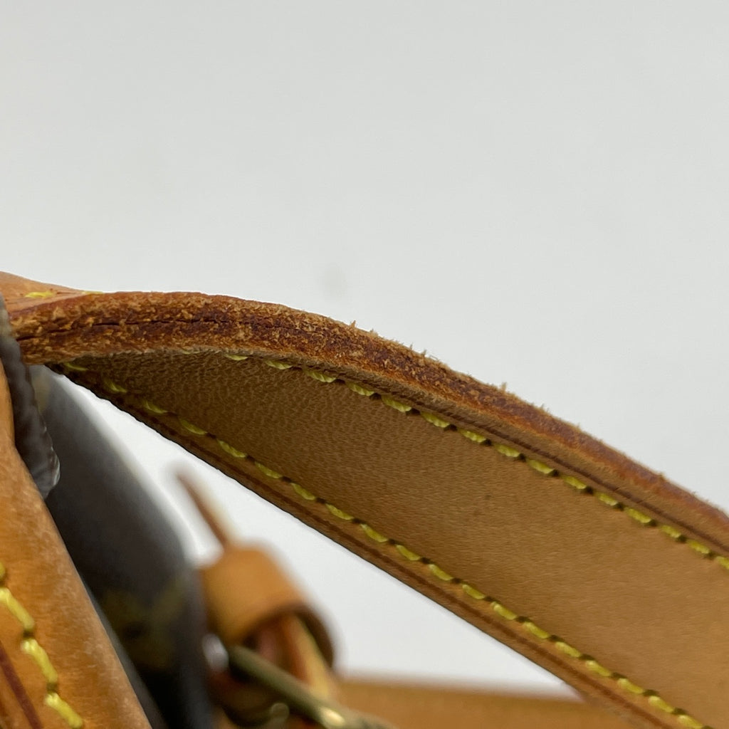 ルイ・ヴィトン ソミュール 30 斜め掛け ショルダーバッグ モノグラム ブラウン M42256 レディース 【中古】brbag