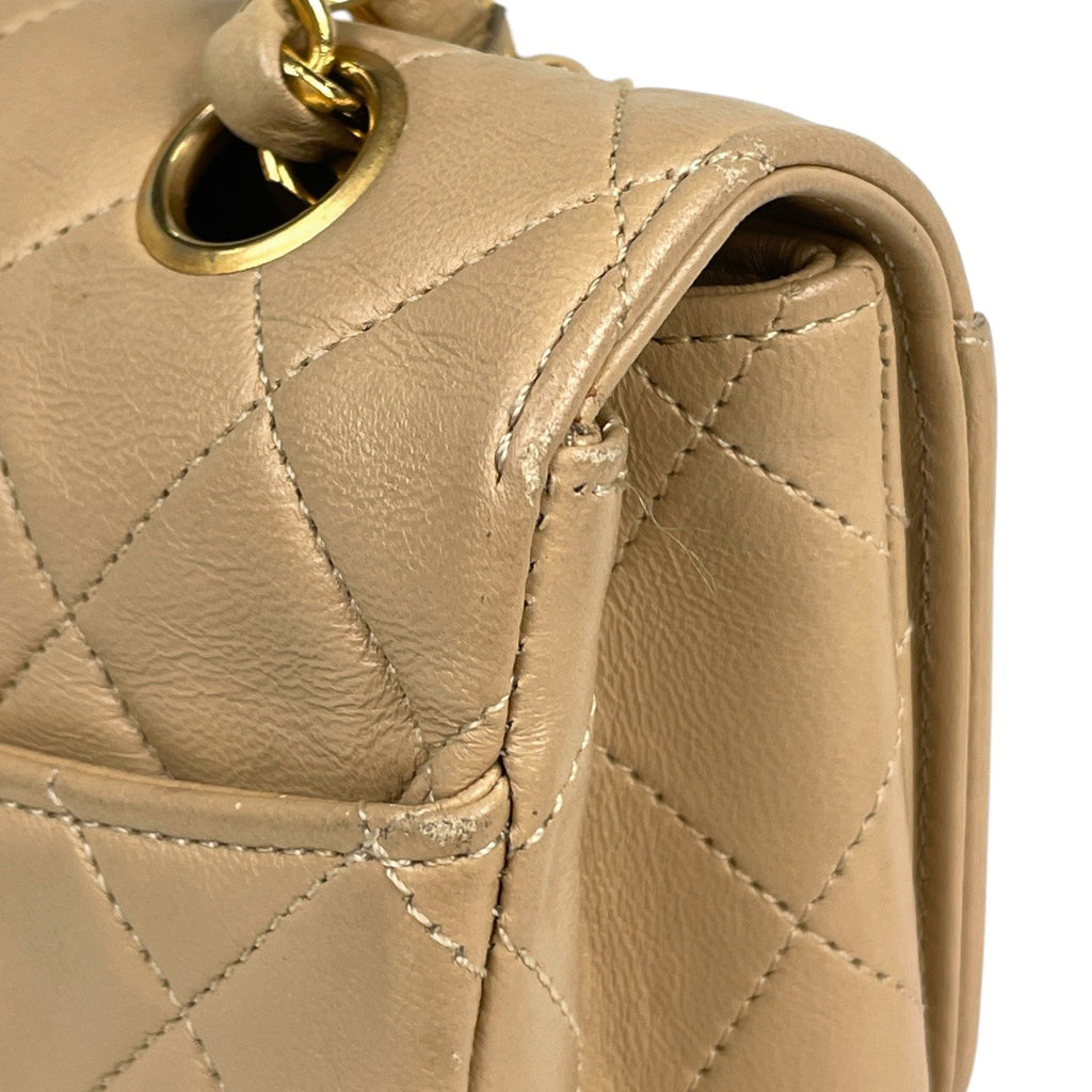 シャネル ココマーク チェーン ショルダーバッグ マトラッセ Wチェーン ショルダーバッグ レザー ベージュ レディース 【中古】brbag