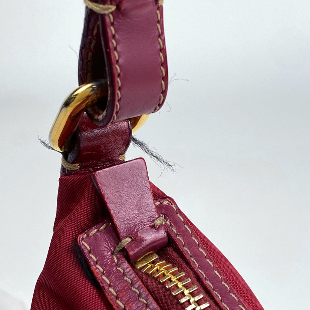 プラダ ロゴプレート ハンドバッグ 手提げ ショルダーバッグ ハンドバッグ ナイロン レッド レディース 【中古】brbag