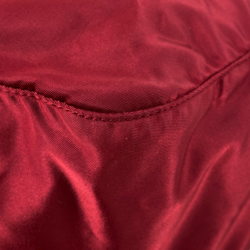 プラダ ロゴプレート ショルダーバッグ 斜め掛け ショルダーバッグ ナイロン レッド レディース 【中古】brbag