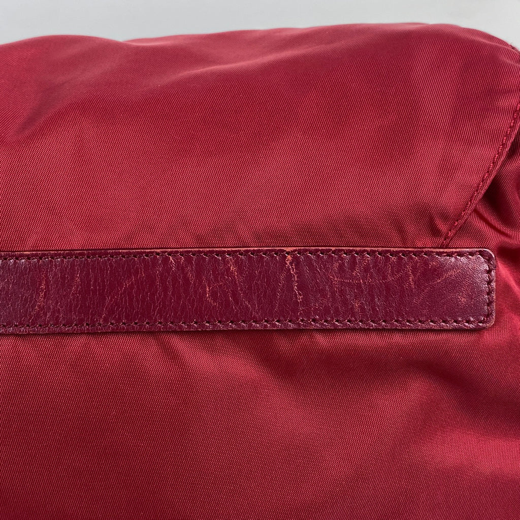 プラダ ロゴプレート ショルダーバッグ 斜め掛け ショルダーバッグ ナイロン レッド レディース 【中古】brbag