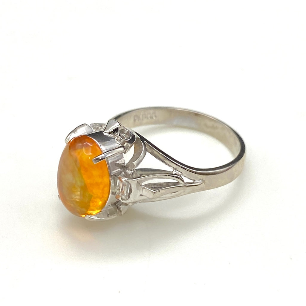 【状態良好】 ファイアオパール リング プラチナ 指輪 メレダイヤ 12.5号 Pt900 オパール ダイヤモンド レディース 【中古】nbjwl