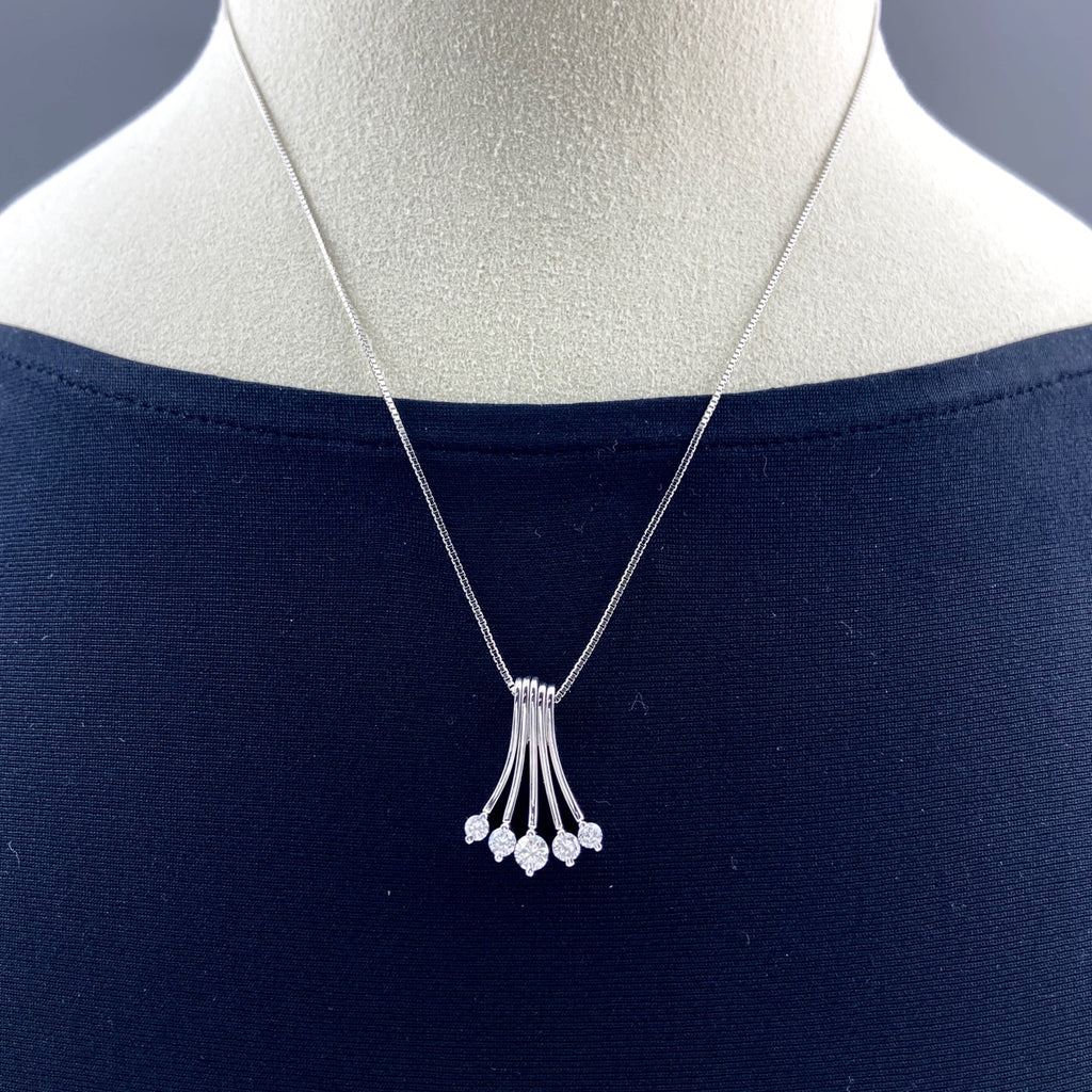 メレダイヤ デザインネックレス WG ホワイトゴールド ペンダント ネックレス K18 WG ダイヤモンド レディース 【中古】nbjwl